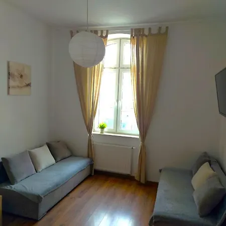 Parkowy Apartman *